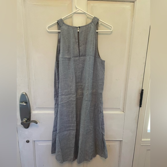 High-Low Linen Dress - Picture 2 of 5